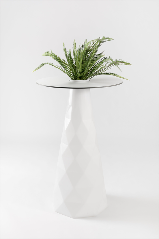 Mesas para uso público y ayuntamientos